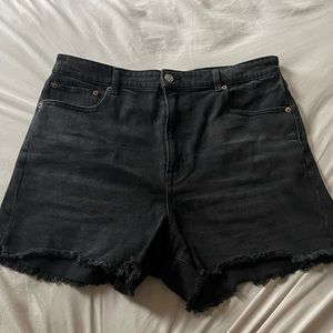 american eagle black shorts size 14